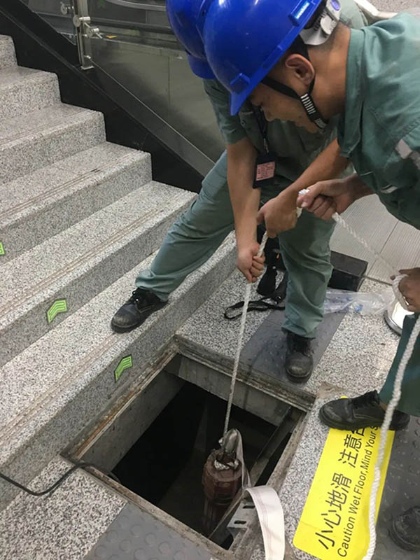 重庆轨道交通安全.jpg