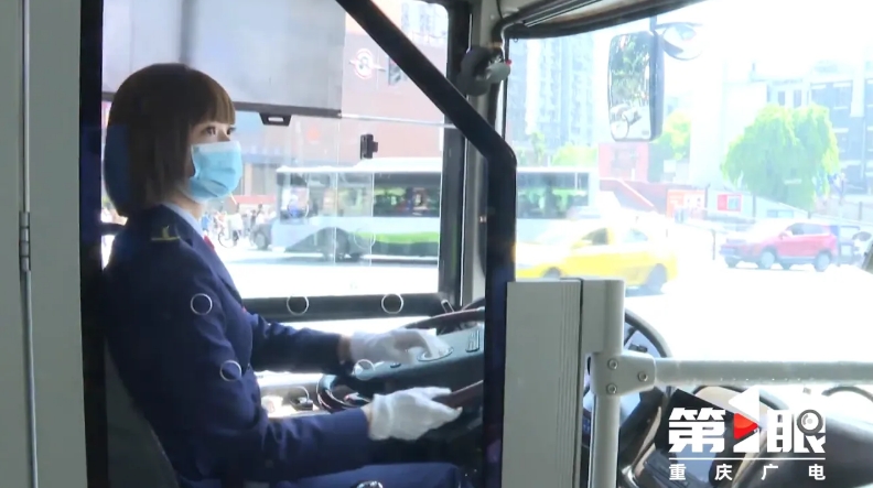 重庆专线旅游公交驾驶员