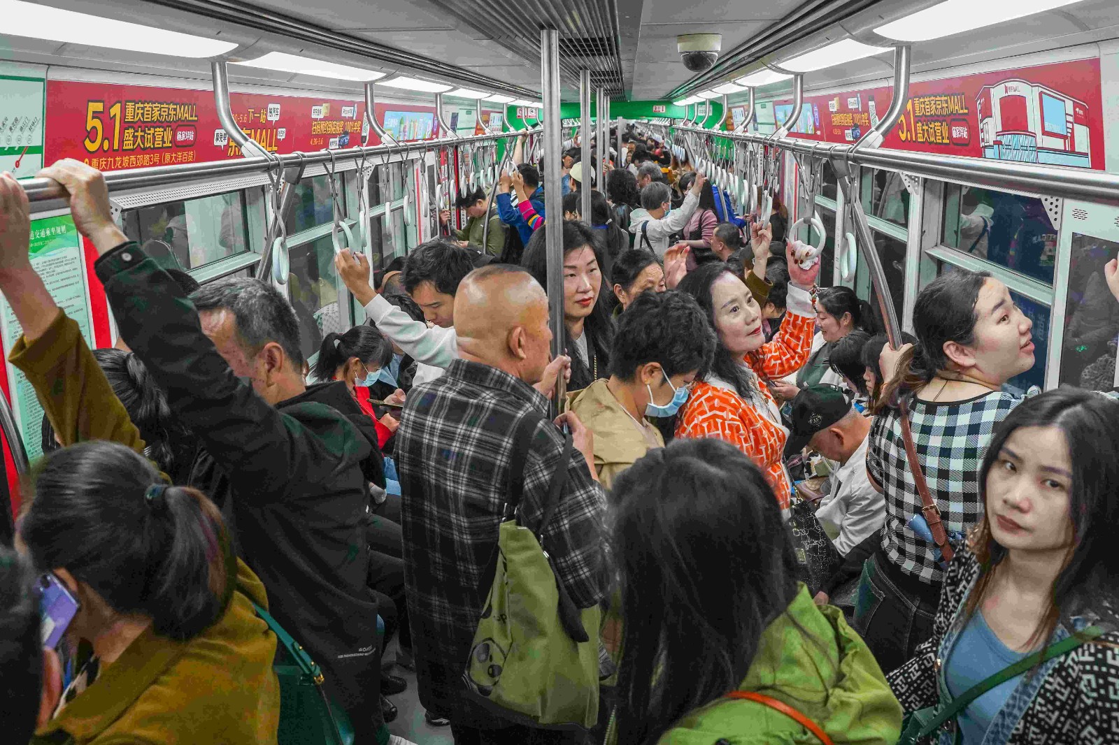 京东618活动地铁广告投放案例