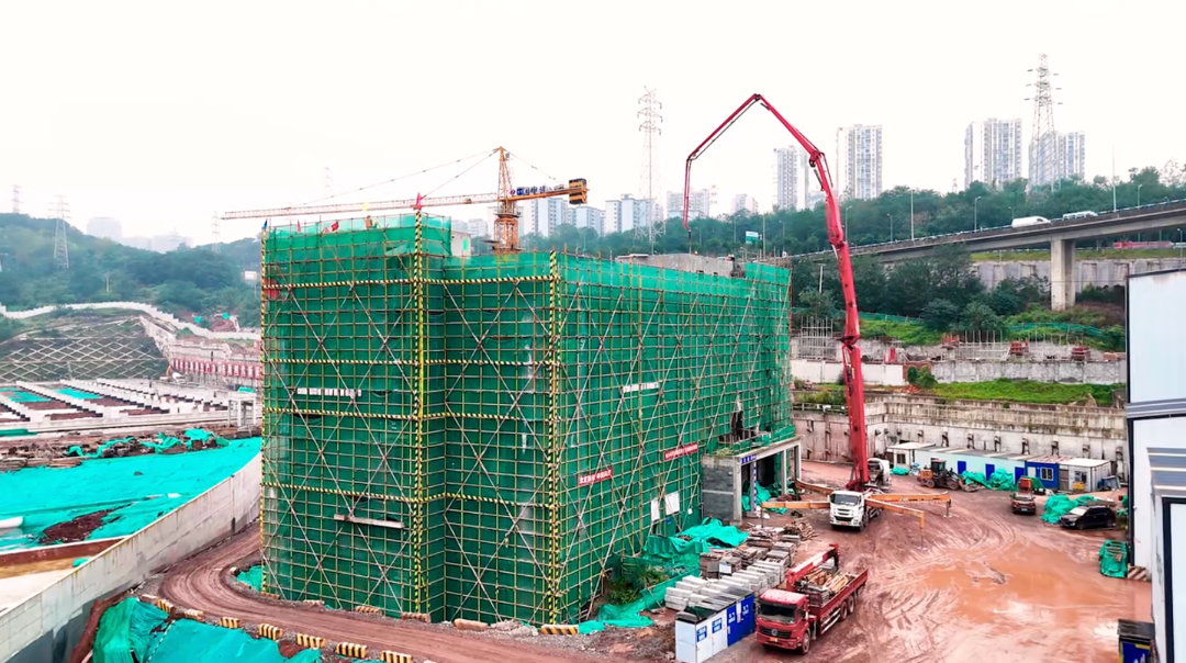 重庆地铁4号线西延伸段建设现场