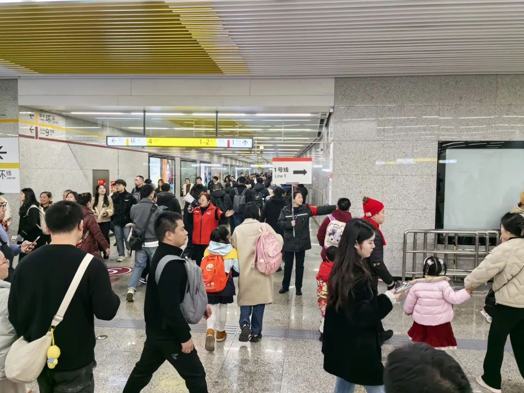 重庆地铁1号线沙坪坝站