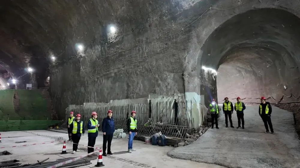 重庆地铁18号线北延伸段复工检查